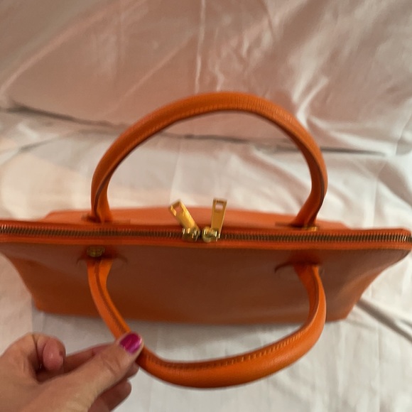 Orange leather handbag - Picture 6 of 8